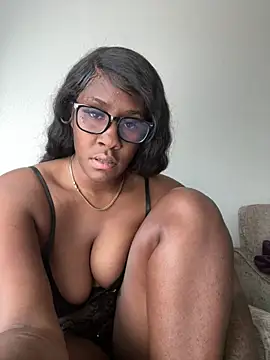 Foreignthaababyy online show from April 9, 2026, 8:59 pm