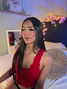 im-isabella online show from May 15, 2026, 11:47 pm