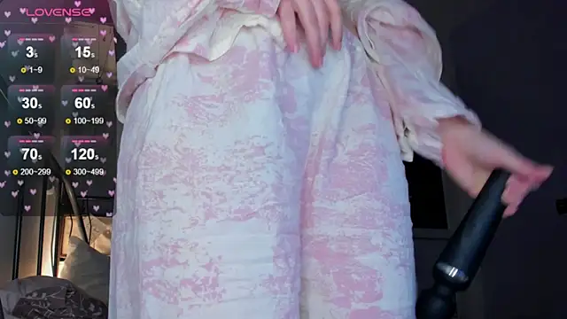 Snapshot of _CuteAsFuck_ chatting on February 12, 2026, 7:35 pm CuteAsFuck online show from February 12, 2026, 7:35 pm