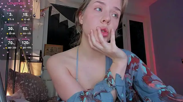 Snapshot of _CuteAsFuck_ chatting on February 19, 2026, 3:53 pm CuteAsFuck online show from February 19, 2026, 3:53 pm