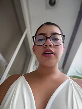 sara calderon online show from May 27, 2026, 11:28 am