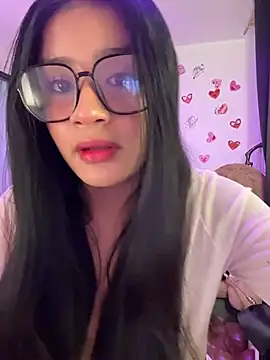 indialatin online show from April 2, 2026, 6:09 am