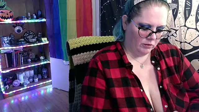 Kinky Witch online show from December 1, 2025, 3:46 pm