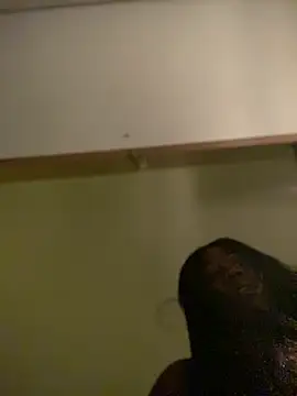 Alexia 24 online show from November 30, 2025, 4:35 am