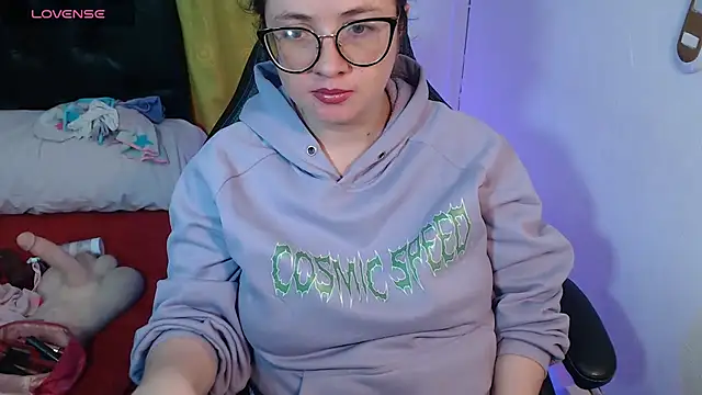 KrystalAdams online show from February 25, 2026, 1:33 pm