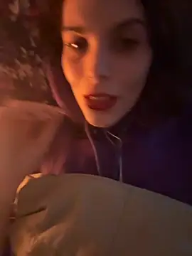 refem9 online show from October 29, 2025, 8:41 pm