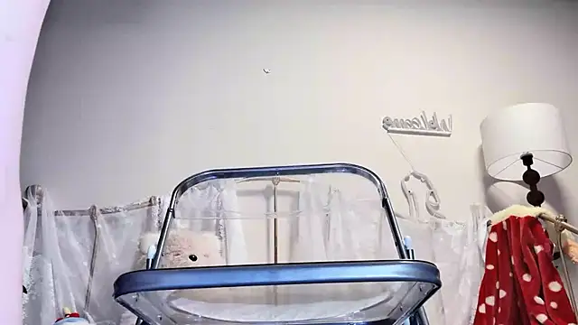 kiraa-0051 online show from April 15, 2026, 11:49 am