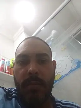 jfgustavo001 online show from March 16, 2026, 10:34 pm