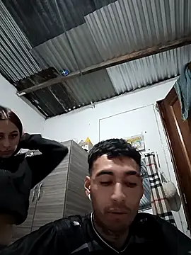 love birds 69 online show from December 23, 2025, 1:16 am