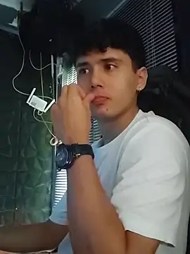 jacobs shelby online show from November 6, 2025, 1:26 pm