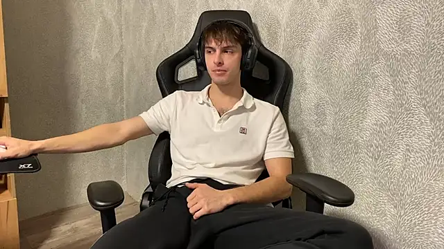 elliot scott online show from October 11, 2025, 2:34 am