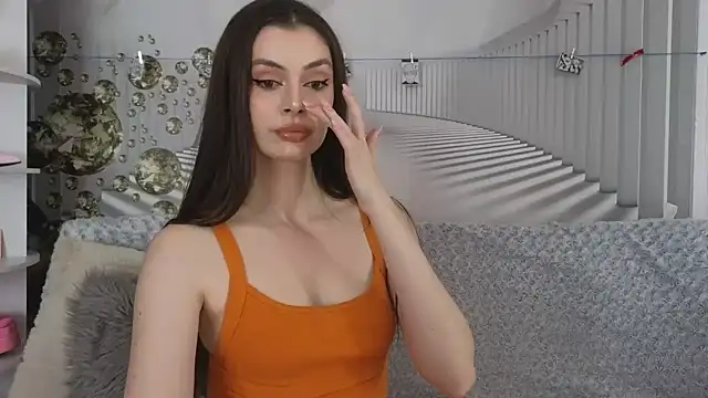 EvoletteLouLou online show from October 5, 2025, 1:57 pm