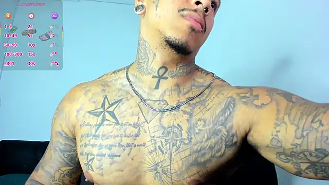 Snapshot of David_tatto1 chatting on June 26, 2026, 2:17 am David tatto1 online show from June 26, 2026, 2:17 am