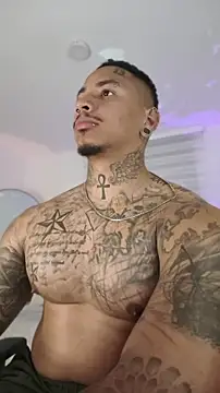 Snapshot of David_tatto1 chatting on July 30, 2026, 5:17 am David tatto1 online show from July 30, 2026, 5:17 am