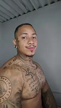 Snapshot of David_tatto1 chatting on May 17, 2026, 4:56 am David tatto1 online show from May 17, 2026, 4:56 am