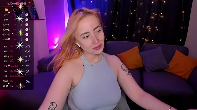 Snapshot of deboramoore chatting on July 18, 2026, 2:09 am deboramoore online show from July 18, 2026, 2:09 am