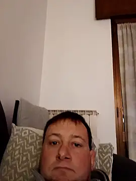 Snapshot of Alessio1987 chatting on January 7, 2026, 5:40 pm Alessio1987 online show from January 7, 2026, 5:40 pm