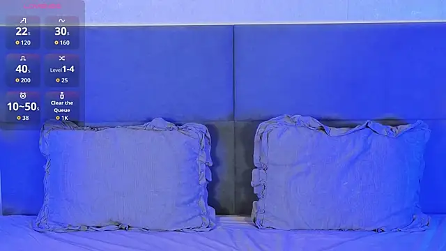 RianaRey online show from March 19, 2026, 4:51 pm