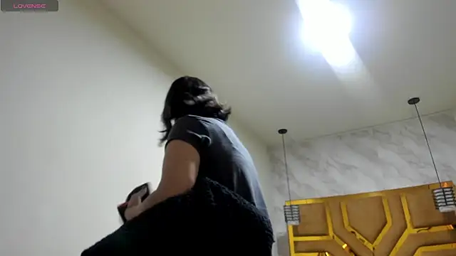 Luciifeer  online show from December 20, 2025, 4:21 pm