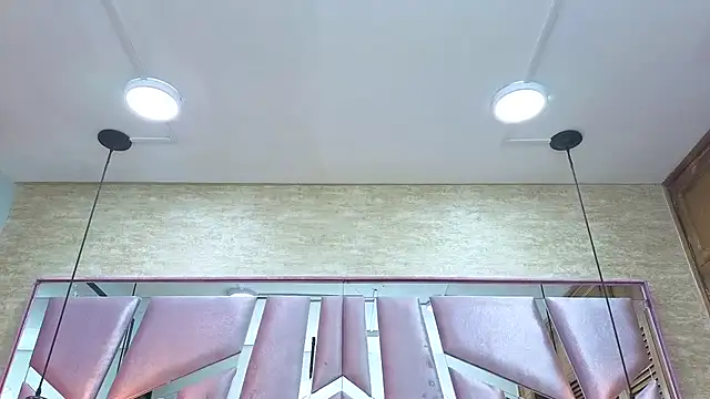 Snapshot of ThaliaCross chatting on February 12, 2026, 7:57 pm ThaliaCross online show from February 12, 2026, 7:57 pm