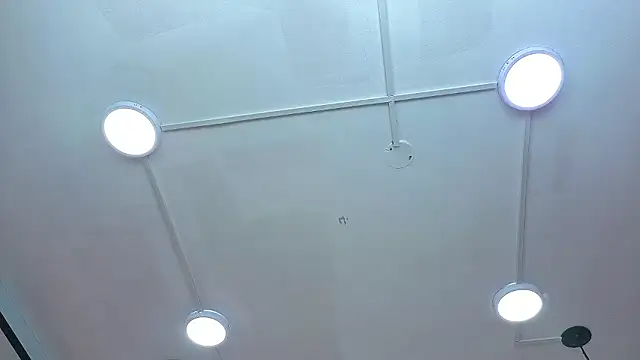 ThaliaCross online show from January 10, 2026, 7:42 pm