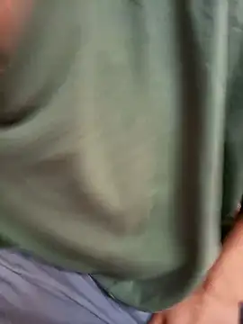 Snapshot of LecheDeSoya666 chatting on September 23, 2025, 6:48 pm LecheDeSoya666 online show from September 23, 2025, 6:48 pm