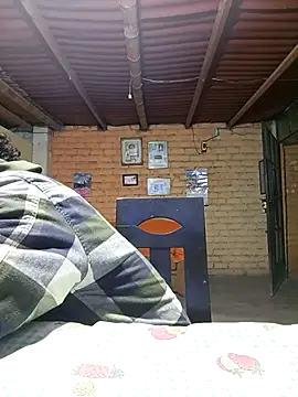 Snapshot of LecheDeSoya666 chatting on September 20, 2025, 2:49 am LecheDeSoya666 online show from September 20, 2025, 2:49 am