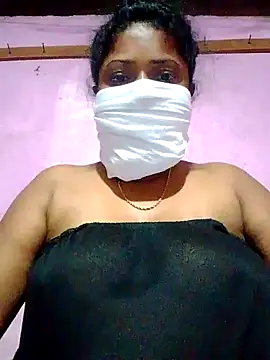 Snapshot of boosypussy chatting on May 3, 2026, 10:35 pm boosypussy online show from May 3, 2026, 10:35 pm