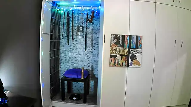 BaDSubMiss online show from October 17, 2025, 4:27 am