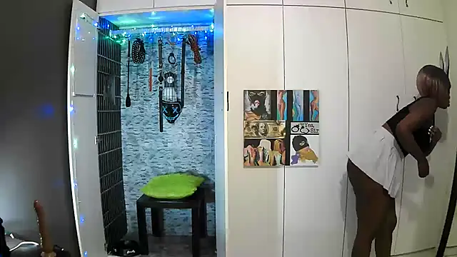 BaDSubMiss online show from September 29, 2025, 4:30 am