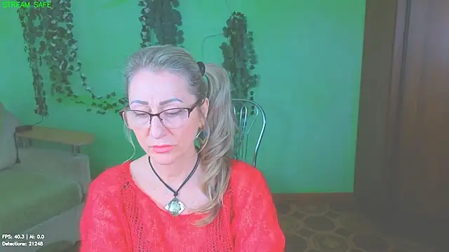 Snapshot of Habibi_Honeyy chatting on June 28, 2026, 1:28 pm Habibi Honeyy online show from June 28, 2026, 1:28 pm