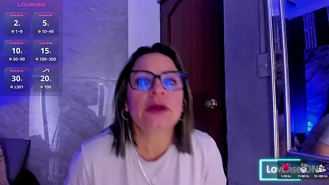 Agatha Pleasure online show from October 8, 2025, 11:34 am