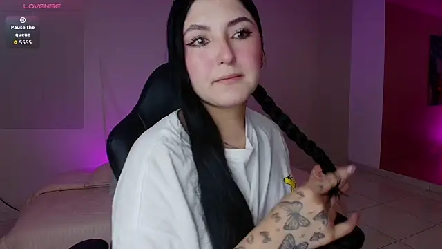 Celestee69 online show from November 15, 2025, 7:51 pm