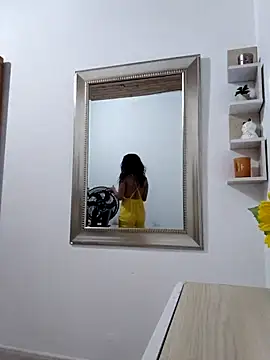 Snapshot of LeilaEbony chatting on September 20, 2025, 11:48 am LeilaEbony online show from September 20, 2025, 11:48 am