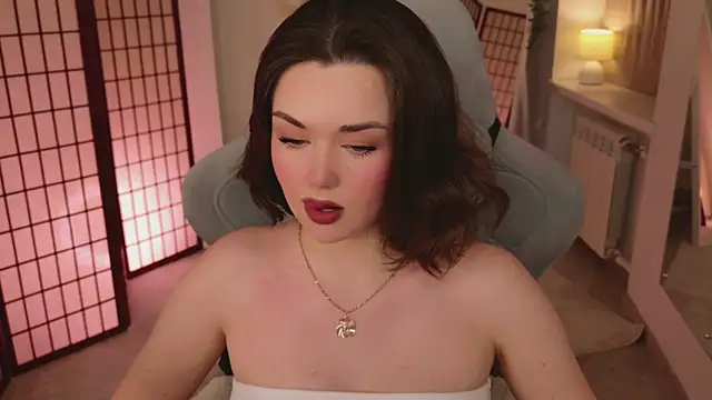 AvaFlower online show from February 16, 2026, 1:54 pm