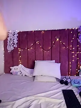 RominaaReyes online show from March 25, 2026, 3:06 am