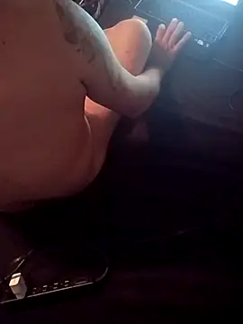 Snapshot of Crossedsissy chatting on February 12, 2026, 9:47 pm Crossedsissy online show from February 12, 2026, 9:47 pm