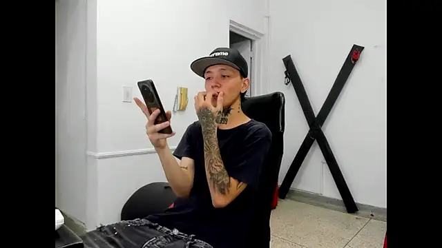 StraightBoy Nick online show from May 6, 2026, 8:02 pm