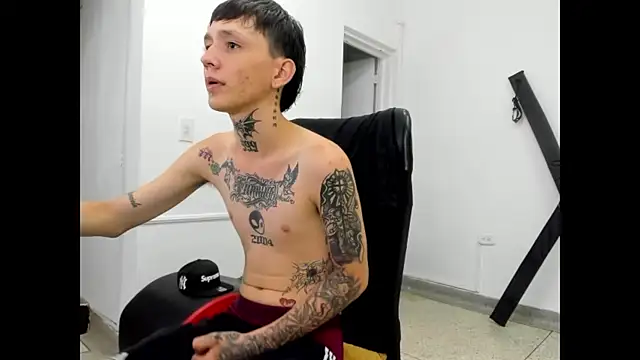 StraightBoy Nick online show from April 29, 2026, 7:53 pm