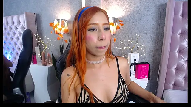 laila stilwiills online show from February 12, 2026, 5:29 am