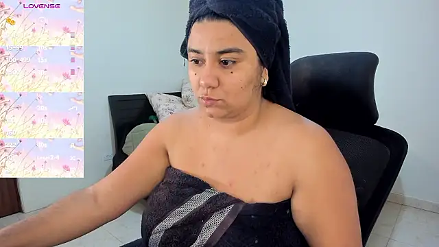 Snapshot of MariamCastiblanco chatting on January 9, 2026, 6:59 pm MariamCastiblanco online show from January 9, 2026, 6:59 pm