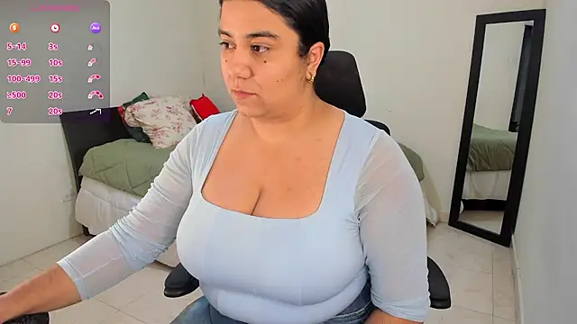 MariamCastiblanco online show from May 16, 2026, 12:42 am