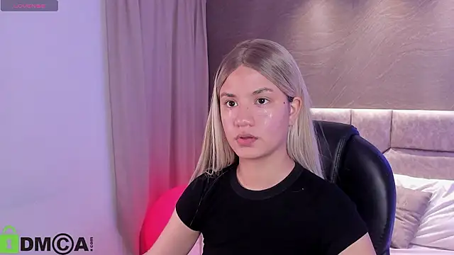 Arinextdoor online show from February 1, 2026, 2:32 am