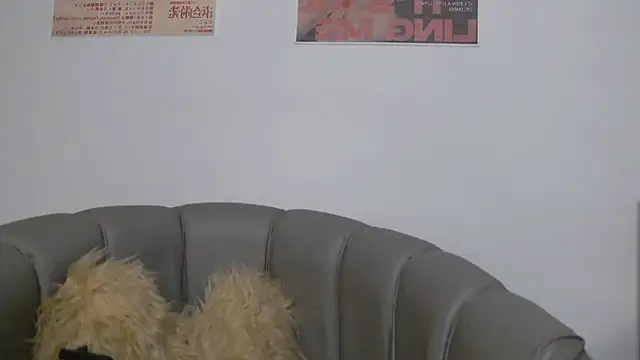 CoralieBronson online show from February 14, 2026, 5:02 pm