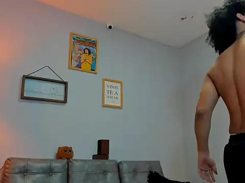 Xfire boy69 online show from November 8, 2025, 3:15 pm