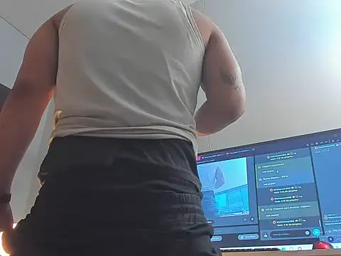 Xfire boy69 online show from February 10, 2026, 3:05 am