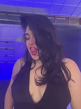 Snapshot of EmilyNoir1 chatting on April 24, 2026, 8:44 pm EmilyNoir1 online show from April 24, 2026, 8:44 pm
