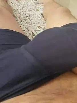 ScuffingBungalow online show from November 7, 2025, 7:07 pm