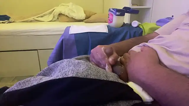 Snapshot of qnawafp chatting on February 23, 2026, 6:30 pm qnawafp online show from February 23, 2026, 6:30 pm