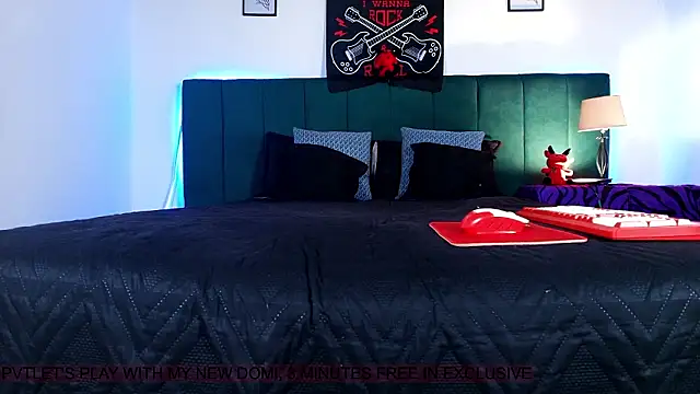 Snapshot of Alisse_Moore chatting on January 16, 2026, 12:42 pm Alisse Moore online show from January 16, 2026, 12:42 pm